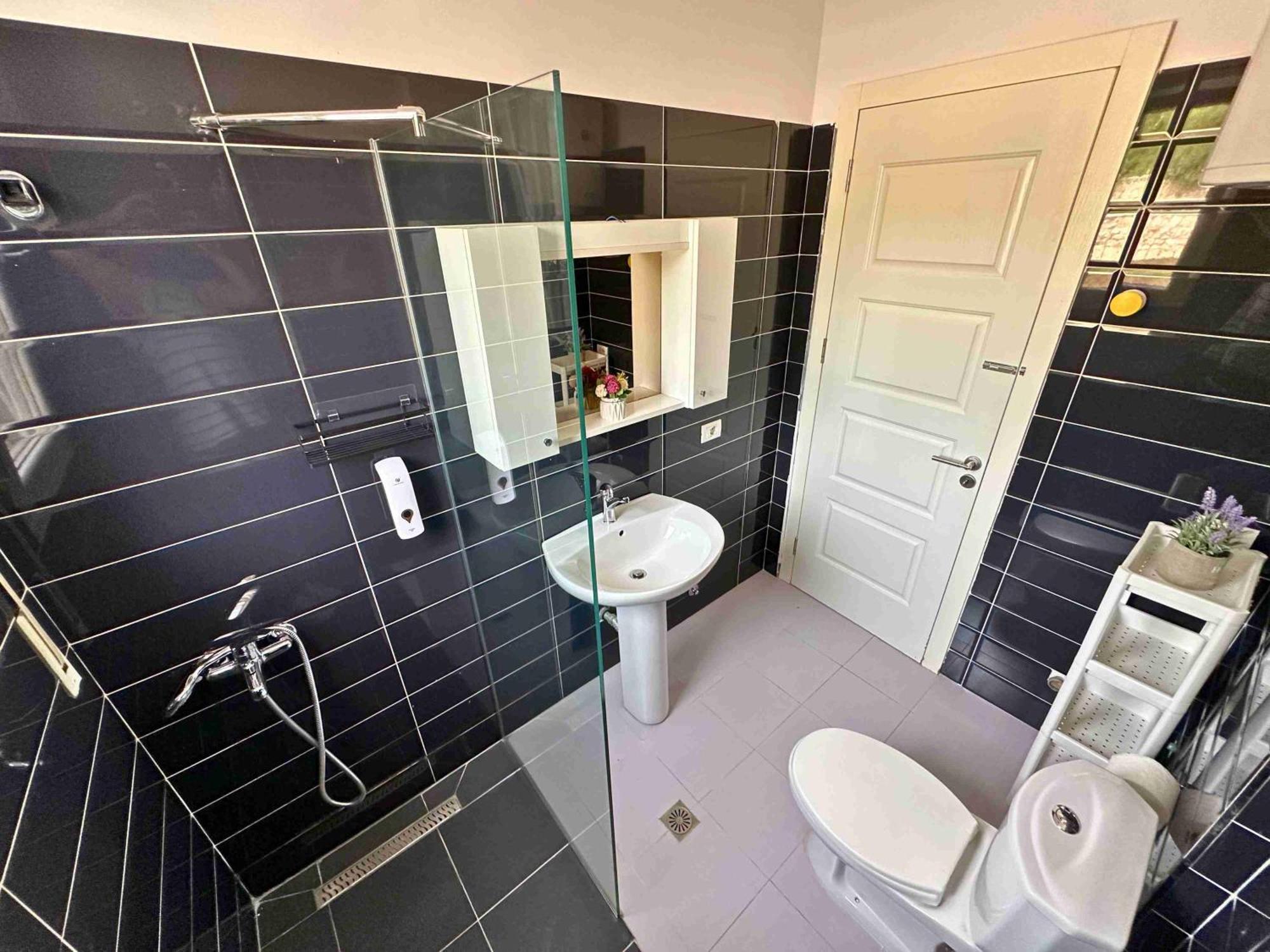 Tropicana Apartments Dhërmi Εξωτερικό φωτογραφία