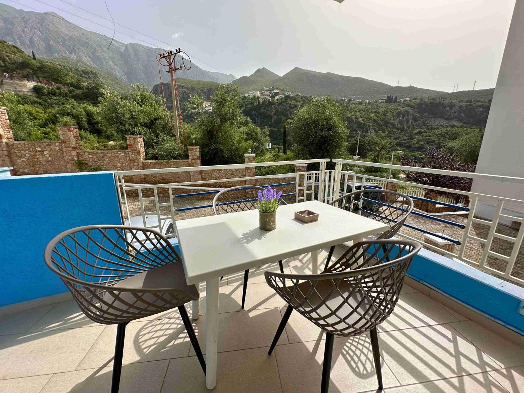 Tropicana Apartments Dhërmi Εξωτερικό φωτογραφία